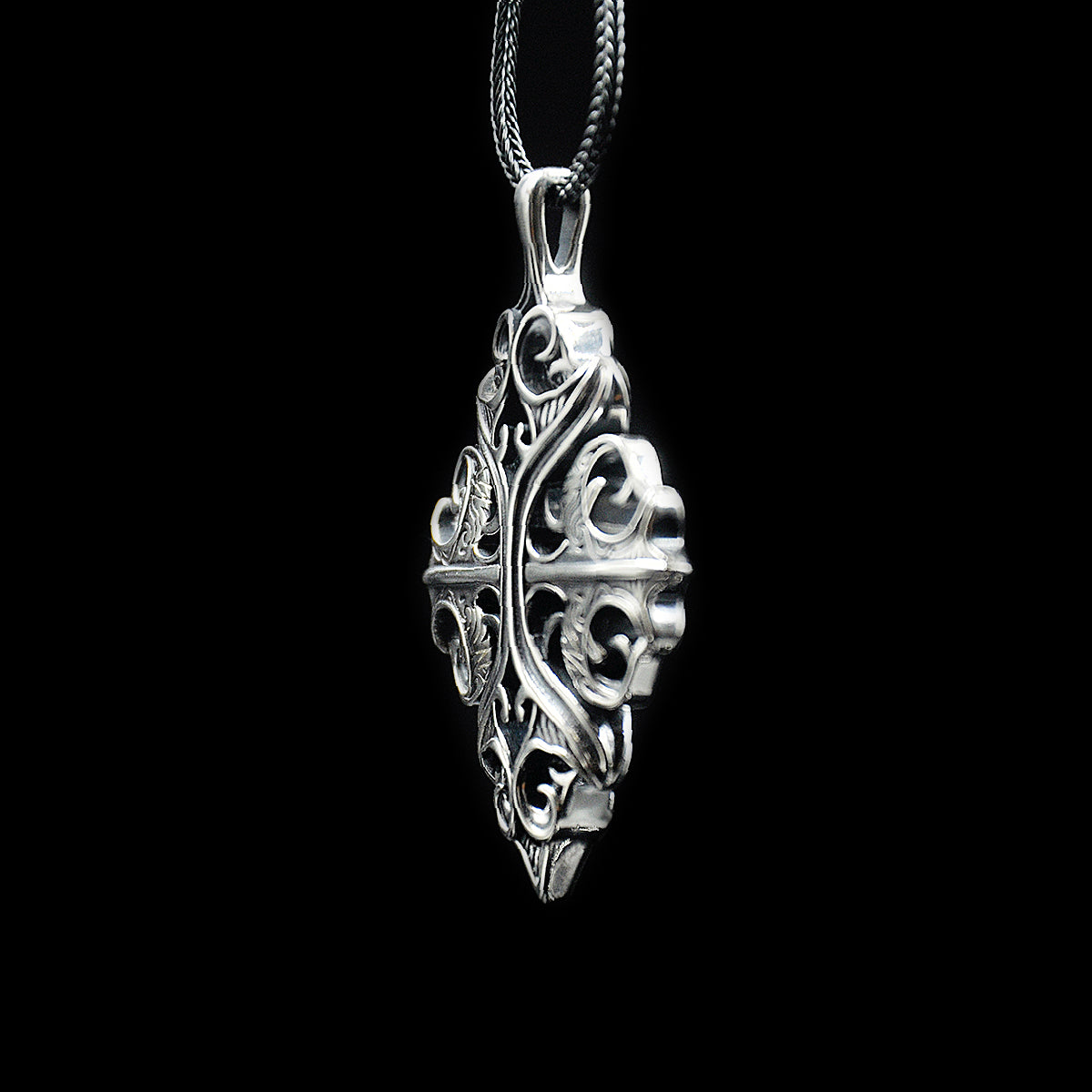 DYQ JEWELRY 925 Silver Kabala Pendant Men's Necklace